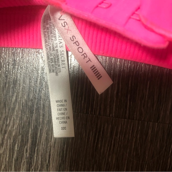 VSX Sport Victorias Secret Neon Pink Mesh Tribal Print Racerback Sports Bra 32C - Picture 5 of 6